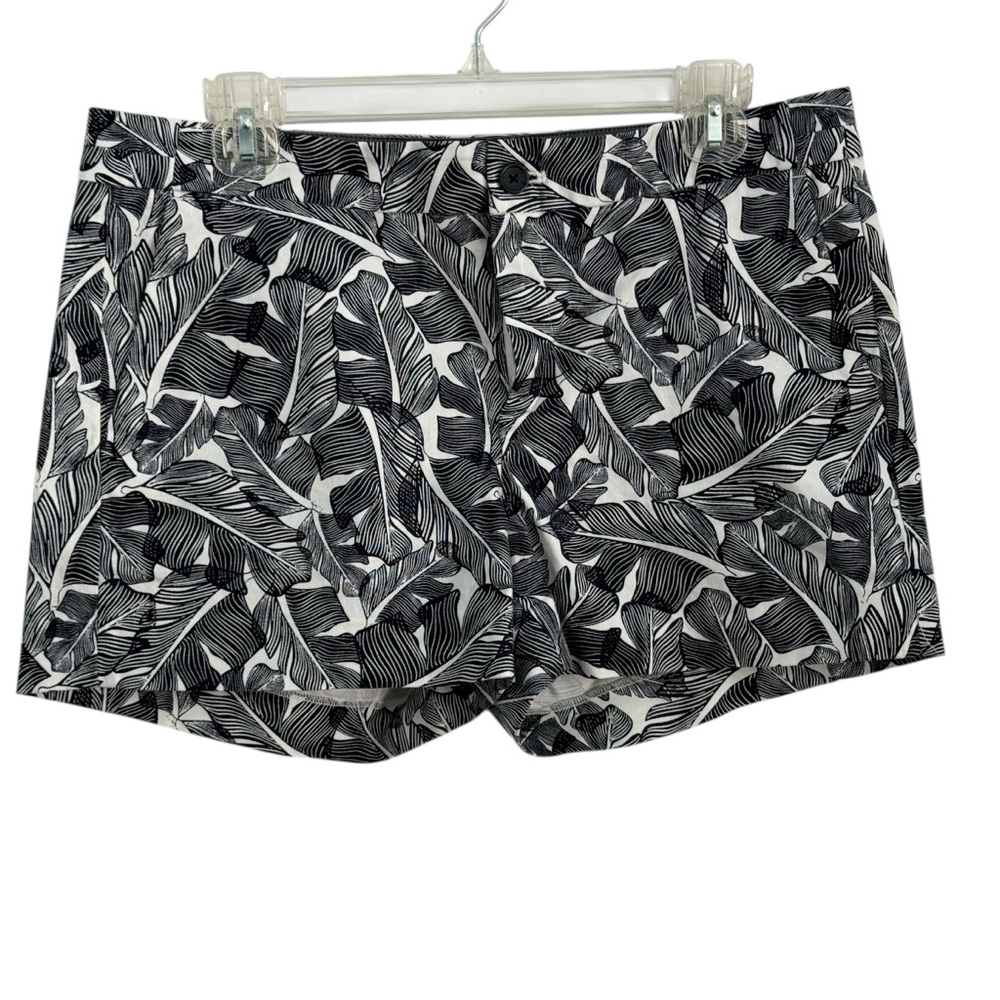 Banana Republic Navy and White Leaf Print Shorts
